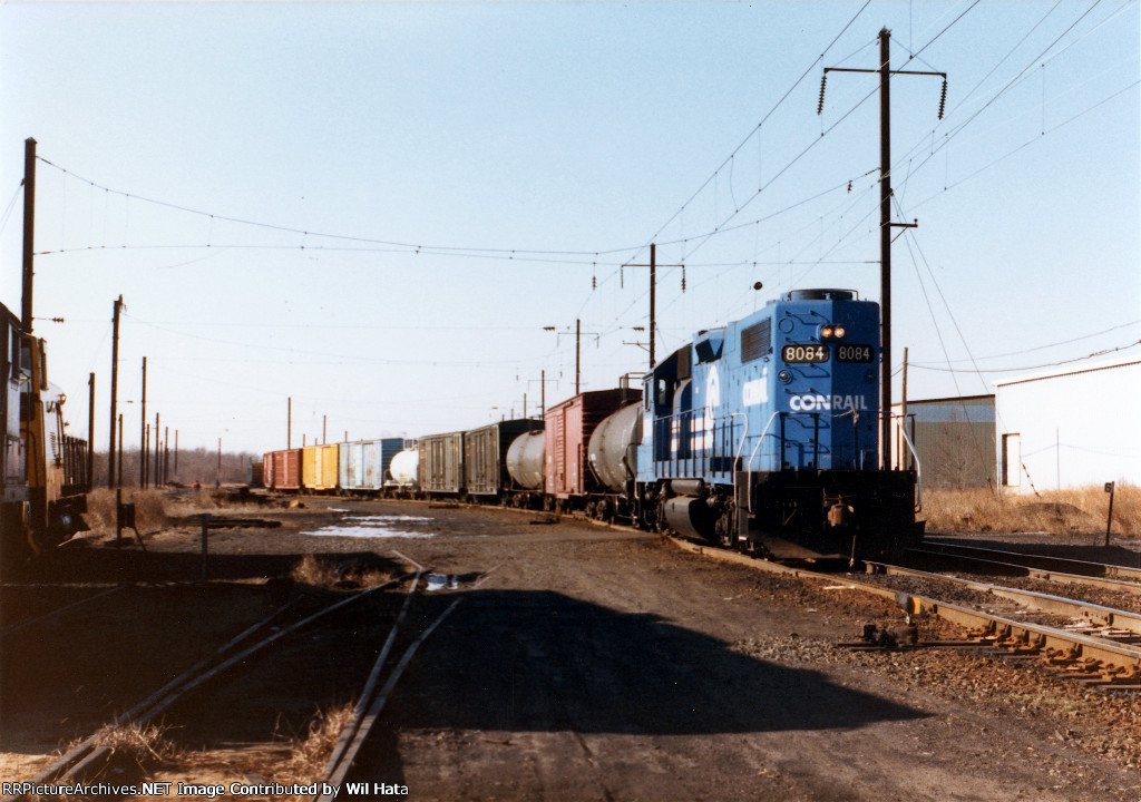 Conrail GP38-2 8084